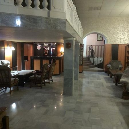 National Hotel รูเซ ภายนอก รูปภาพ
